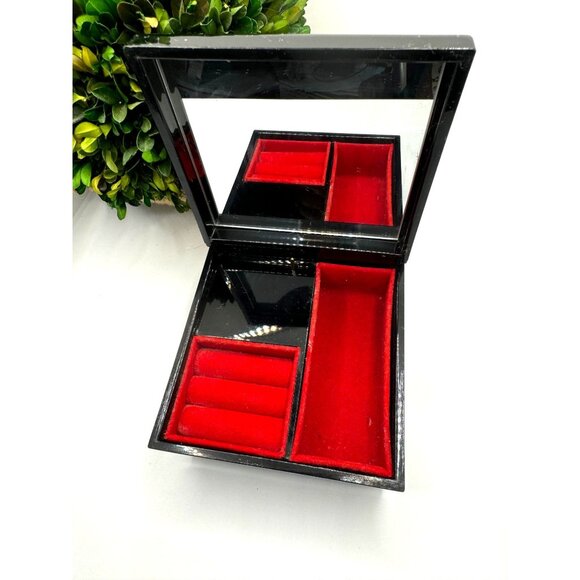 Vintage Japanese Lacquer Music Jewelry Box W/Mt. Fuji & Cherry Blossom Design - Picture 9 of 14